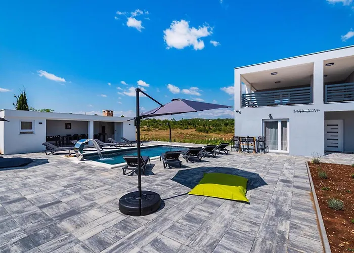 بيت للعطل Jani