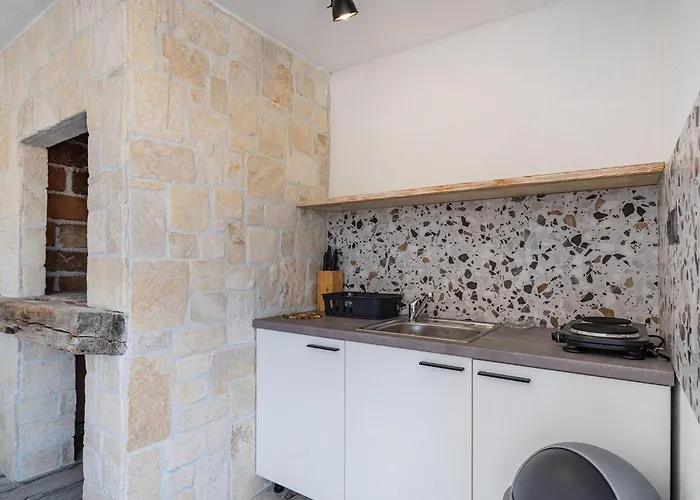 Jani بيت للعطل